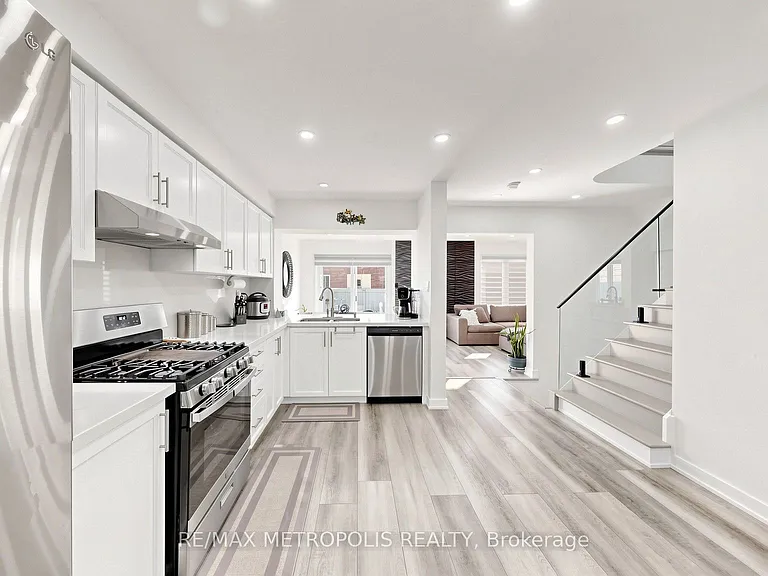 75 Willet Ter — Photo 16