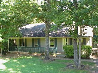 19 Morrowdale Ln, Landrum, SC 29356