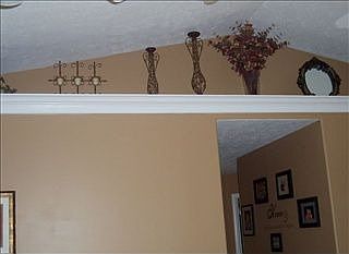 4th image of 4027 Druze Ave