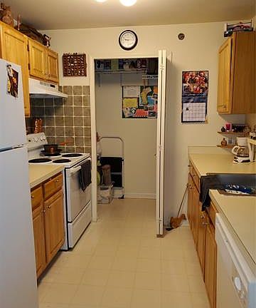 4th image of 15240 Silver Pkwy APT 201
