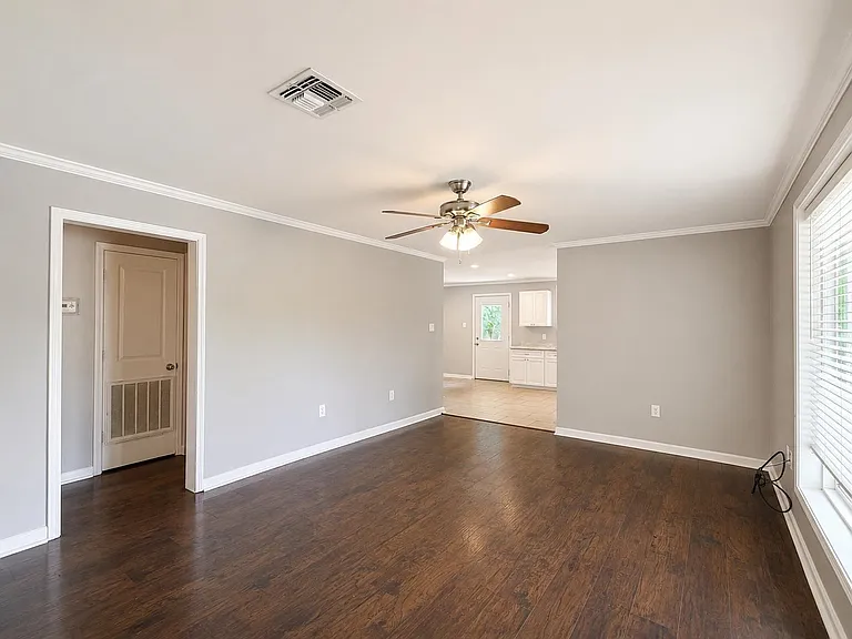 2655 W Main St — Photo 2