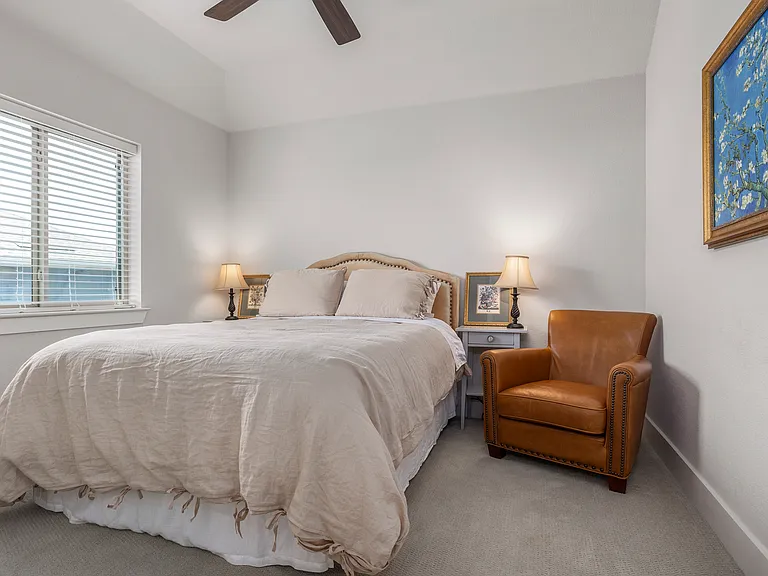1825 Oak Trail Dr — Photo 30