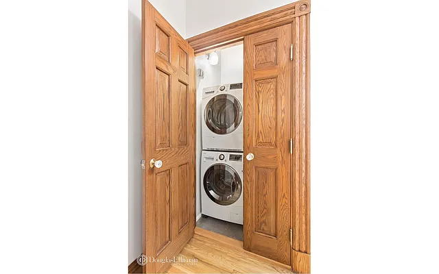 Rented by Douglas Elliman | media 15