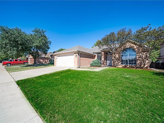 2nd image of 5685 Rockport Ln