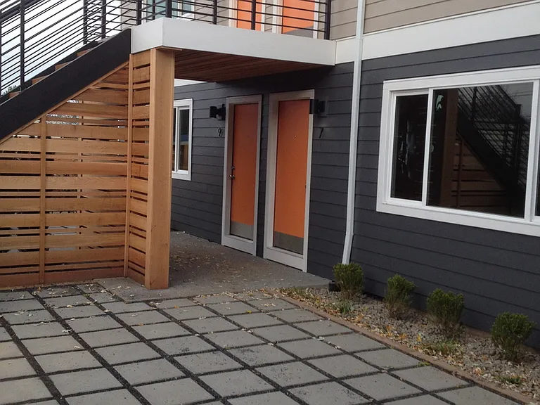 6110 SE 52nd Ave — Photo 17