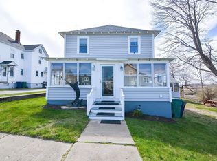 7 Williams St, Hampton, NH 03842