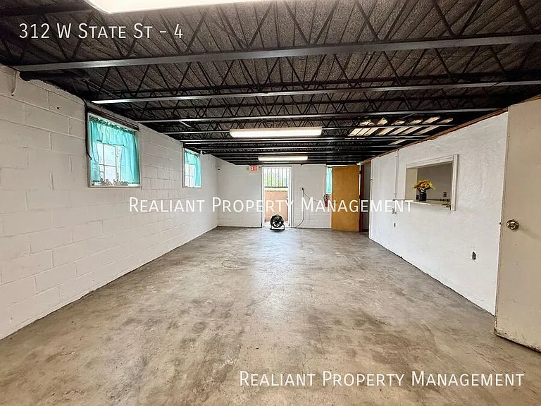 312 W State St #4 — Photo 18