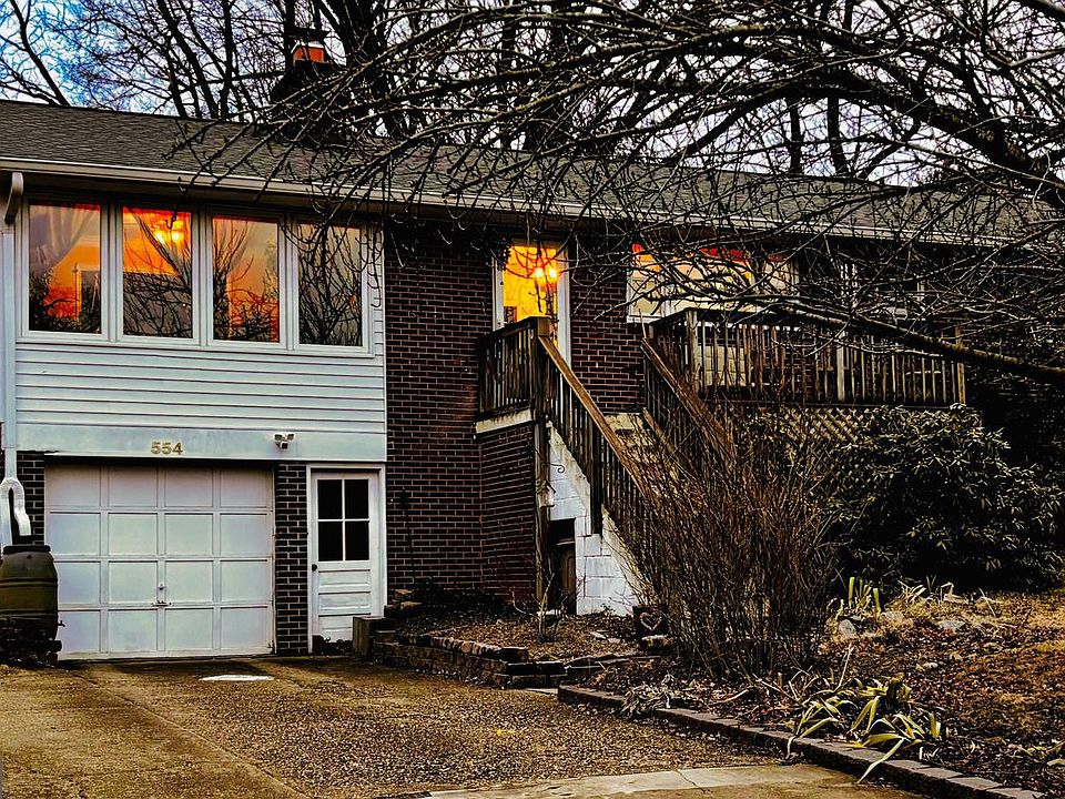 1st image of 554 Orchard St NW