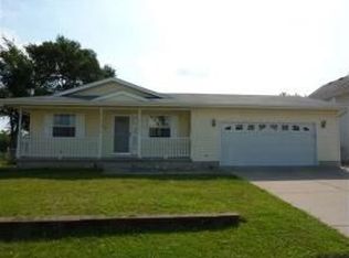 284 Briargate Dr, Colona, IL