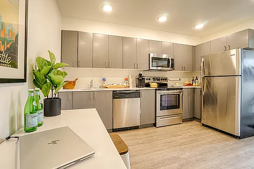 Floor plan 606