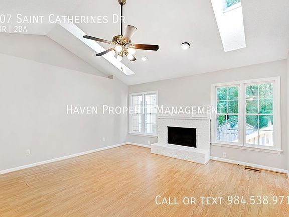 4th image of 707 Saint Catherines Dr