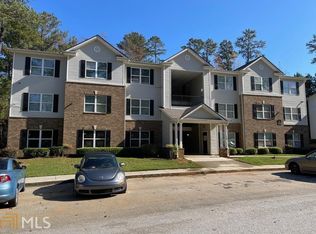 8104 Fairington Village Dr, Lithonia, GA 30038