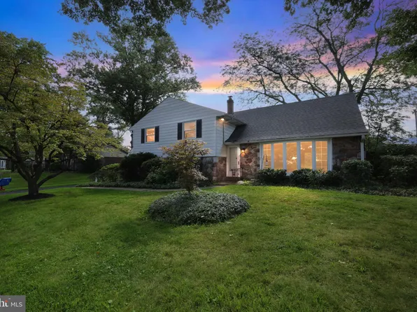 1861 Lippincott Rd, Huntingdon Valley, PA 19006