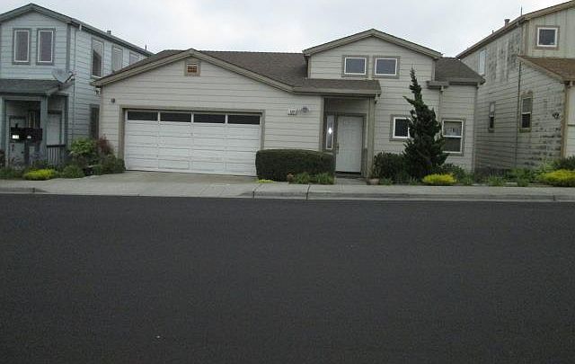 1st image of 127 Serravista Ave