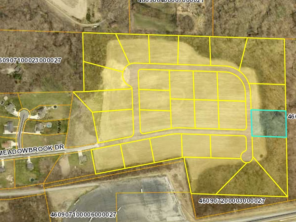 1st image of Meadowbrook Ct