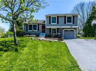8301 Radian Path, Baldwinsville, NY 13027