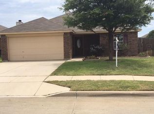 9512 Chiefton Way, Fort Worth, TX 76244