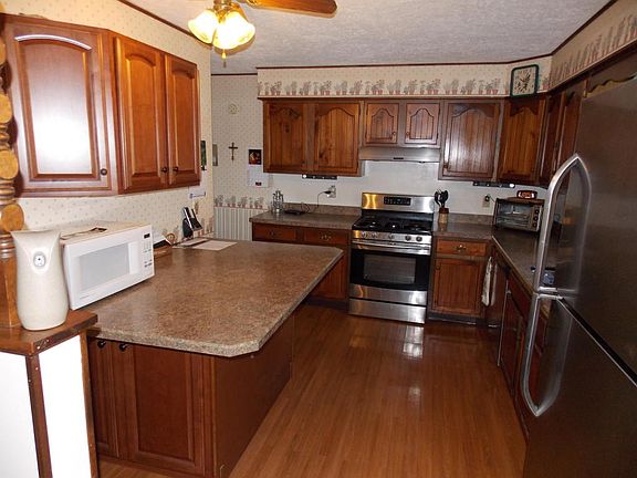 2nd image of 346 London St