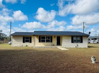 747 Ralph Perry Cir, Collins, GA 30421