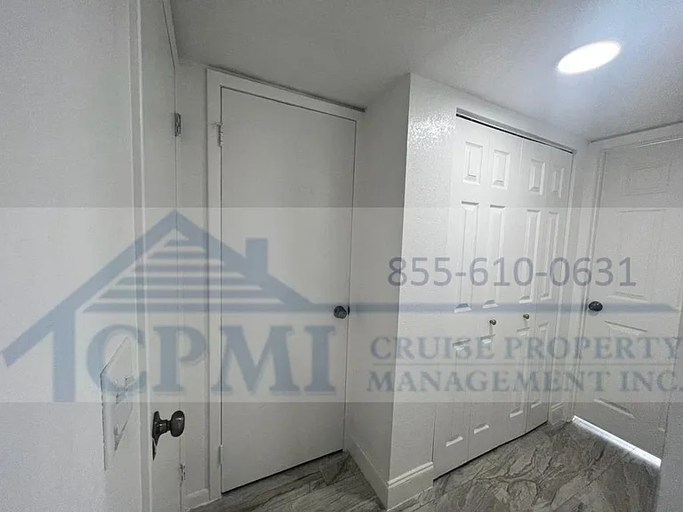Colonial Village - 7550 Stirling Rd — Photo 34