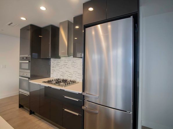 2 bedroom rental in Vancouver — photo 30