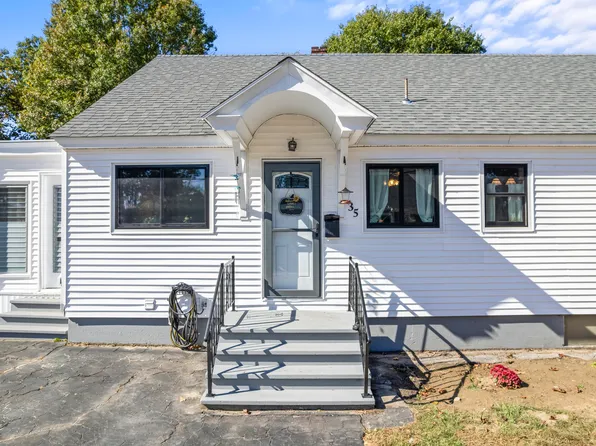 35 Rideout Avenue, Lewiston, ME 04240