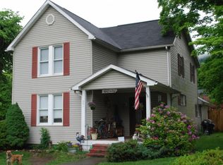 301 Wyandotte Ave W, Big Stone Gap, VA 24219
