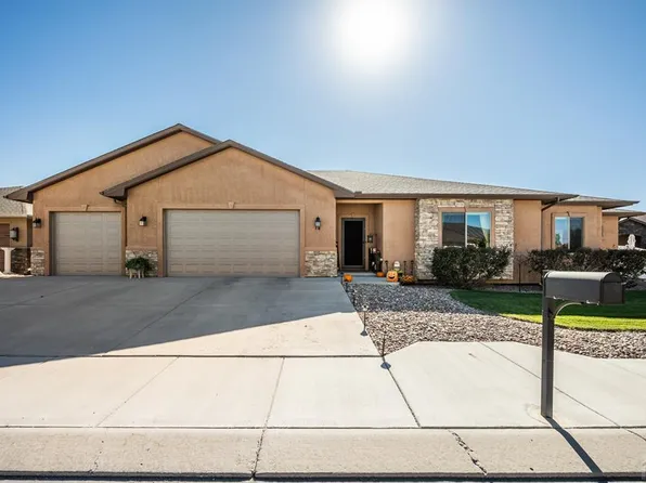 14 Erica Ct, Pueblo, CO 81001