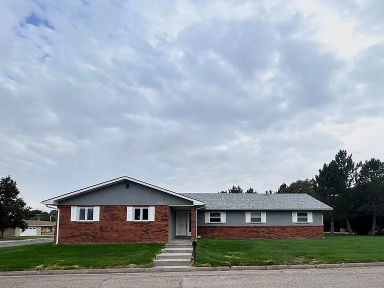 1819 Senter Ave — Photo 14