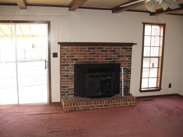 2nd image of 1308 Orchard Ln