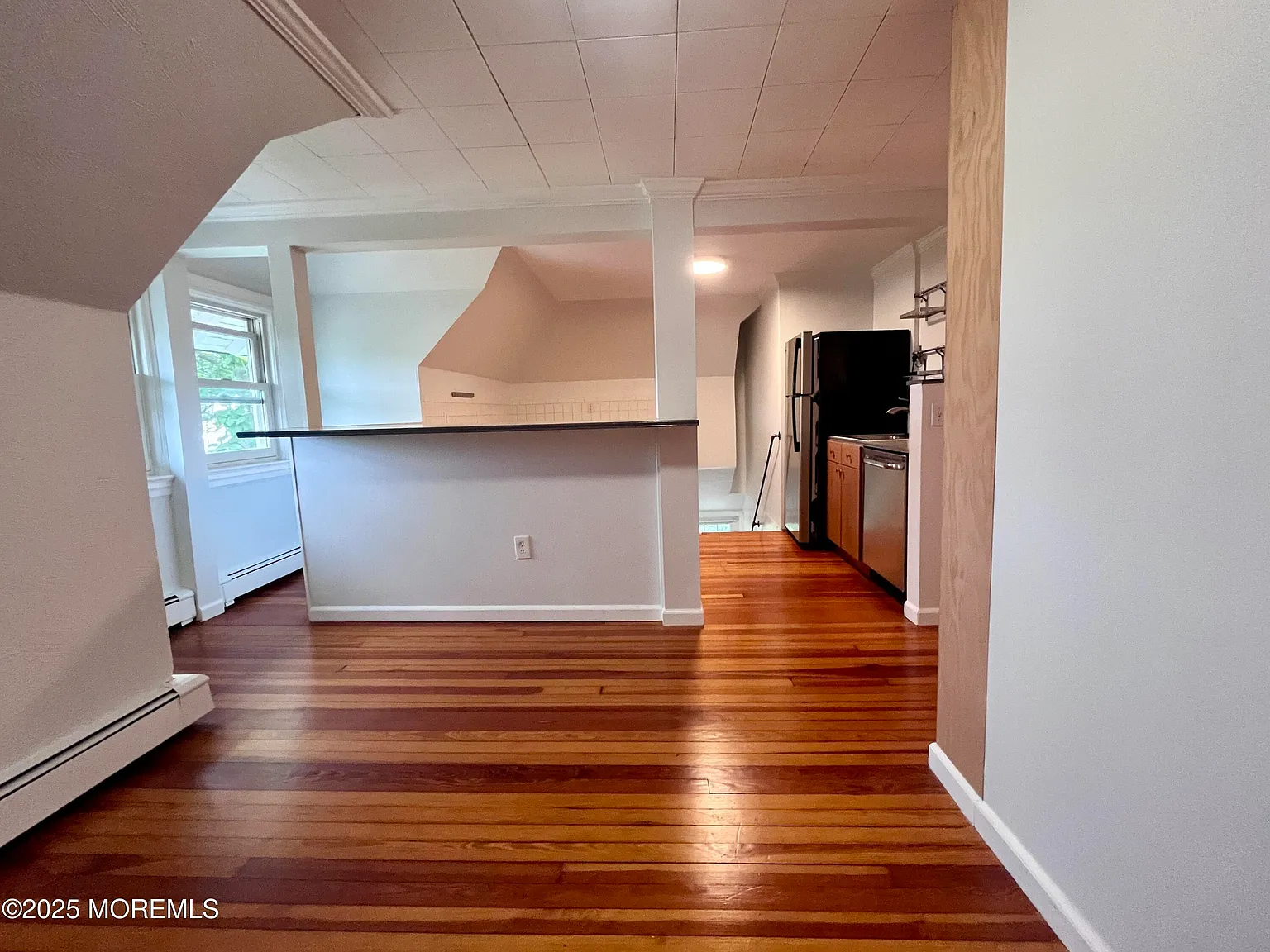 1 bed, 2006 sqft, $2,150 — Photo 2