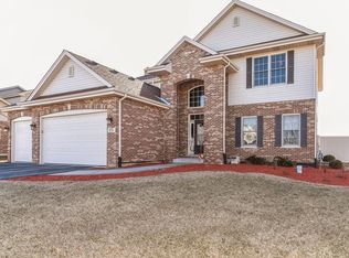 8775 Scheer Dr, Tinley Park, IL
