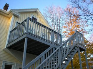 3 Prospect St, Easthampton, MA 01027