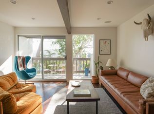 2382 Silver Ridge Ave, Los Angeles, CA 90039