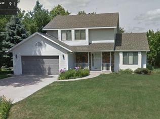 1788 Greenhaven Ln NE, Owatonna, MN 55060
