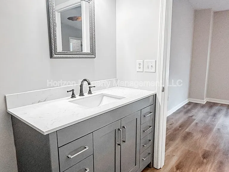 139 Riverstone Commons Cir — Photo 15