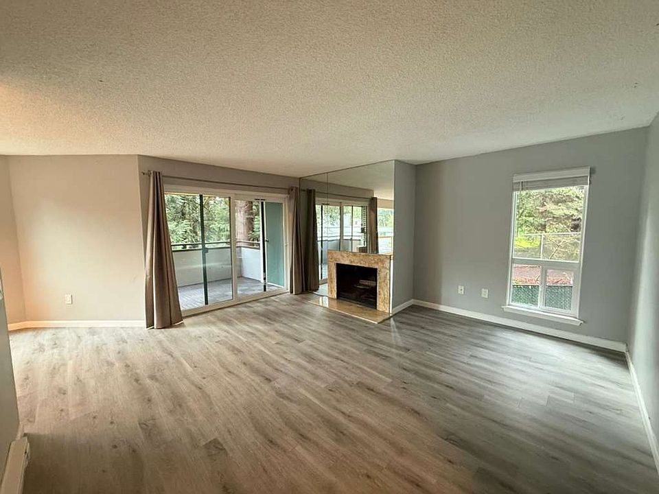 1st image of 13739 15th Ave NE APT B10