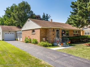 8832 Parkside Ave, Morton Grove, IL 60053