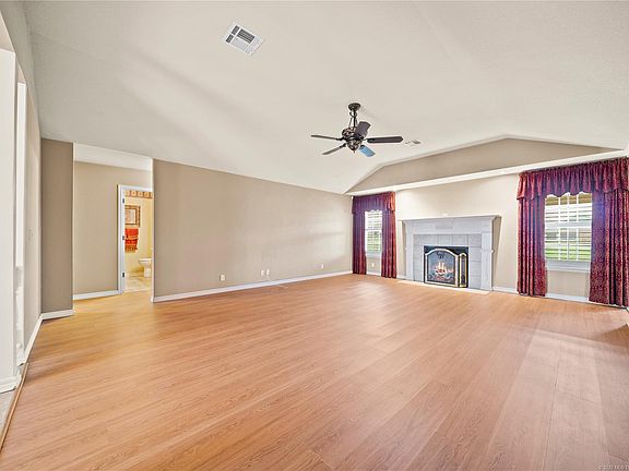 4th image of 30222 E 68th Ct S
