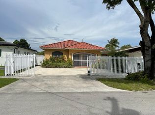 465 E 58th St, Hialeah, FL 33013