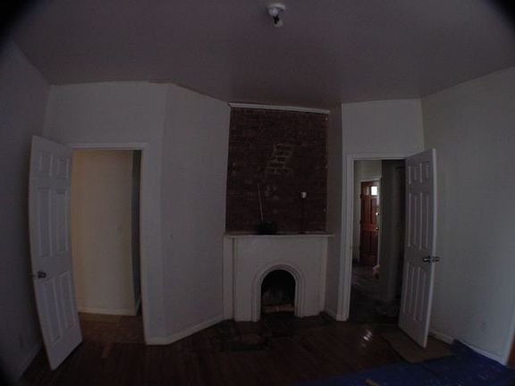 5th image of 17 Lexington Ave #1