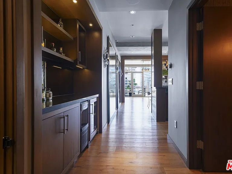 1100 S Hope St #1714 — Photo 33
