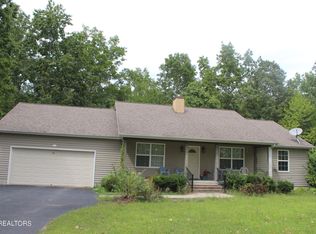 106 Wentland Dr, Deer Lodge, TN 37726