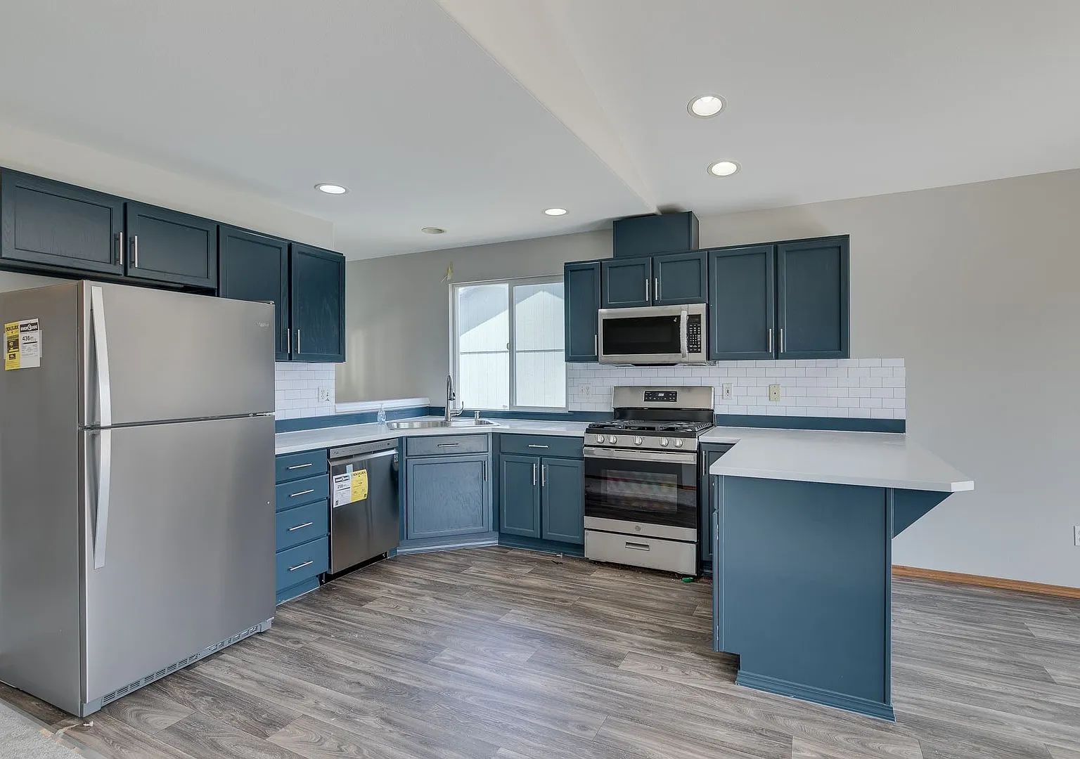 Lake Stevens Home For Rent! Open House This Saturday 8/22 1 - 3 p.m. — Photo 4