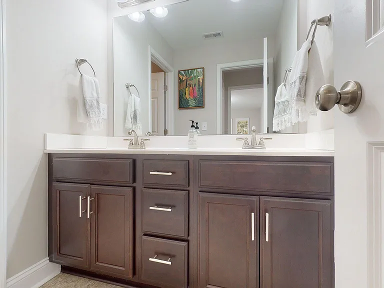 206 N Stingray Ln — Photo 5