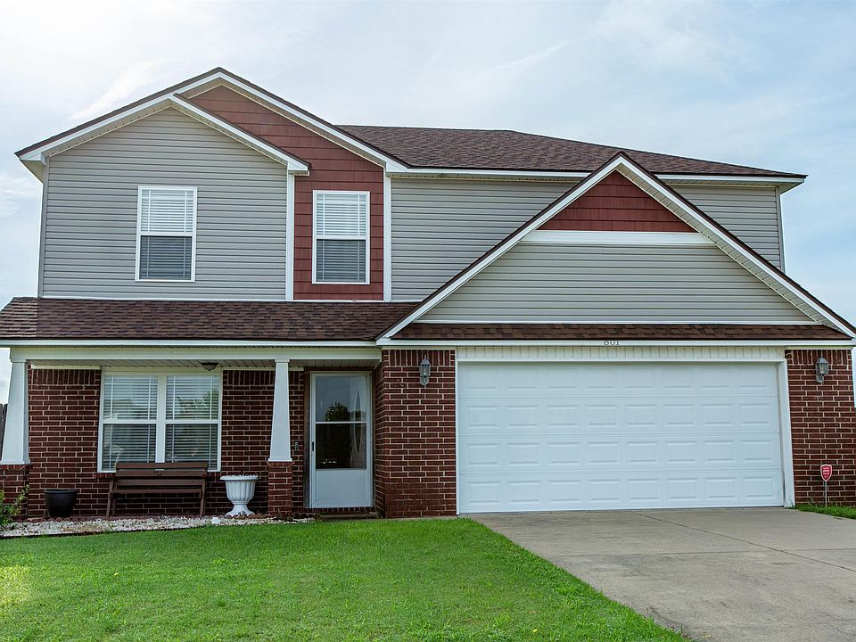 1st image of 801 Anemone Dr