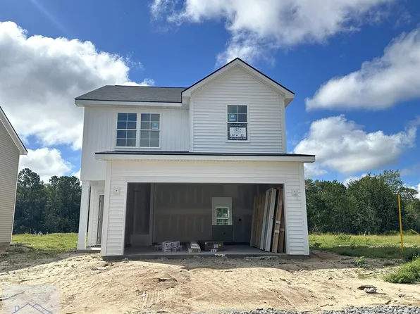 211 Anchor Ave, Hinesville, GA 31313