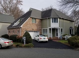 43 Turnberry Rd, Little Falls, NJ 07424