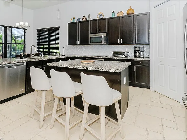 5169 Roma St — Photo 20