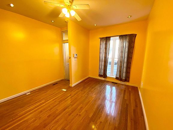 3rd image of 155 N Ellwood Ave